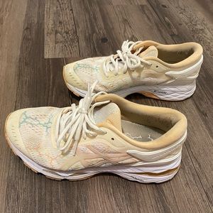 ASICS Gel Kayano 24 Lite Show Running Shoes